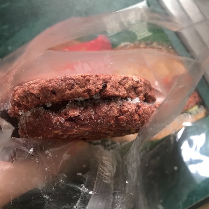 photo of Earth Grown Organic Plant Based Meatless Burger shared by @sjmeans on  21 Aug 2019 - review