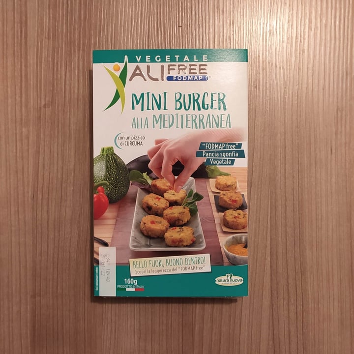 review photo of Alifree Mini burger alla mediterranea shared by @andreadrus on 30 Dec 2021 - review
