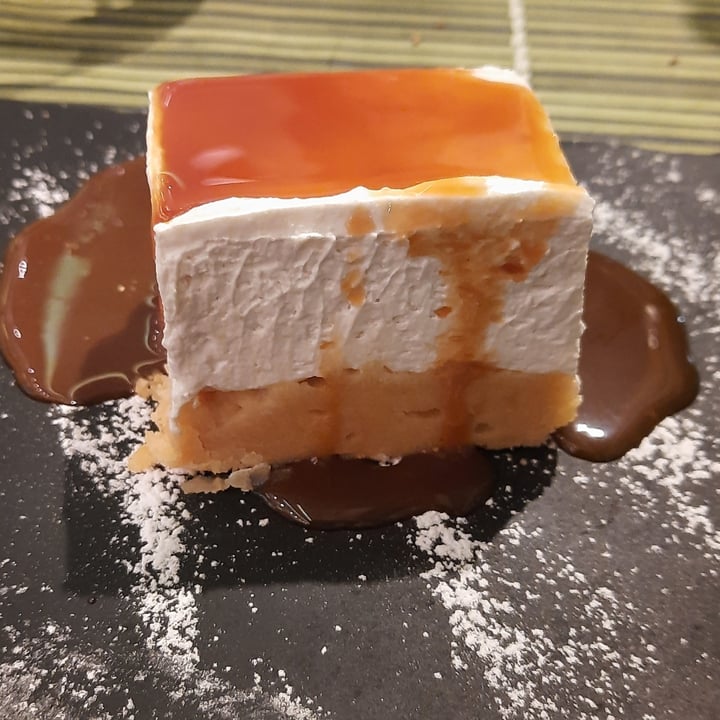 photo of Cavoli Nostri Cheesecake Caramello Salato shared by @giuliadentice on  28 Nov 2021 - review