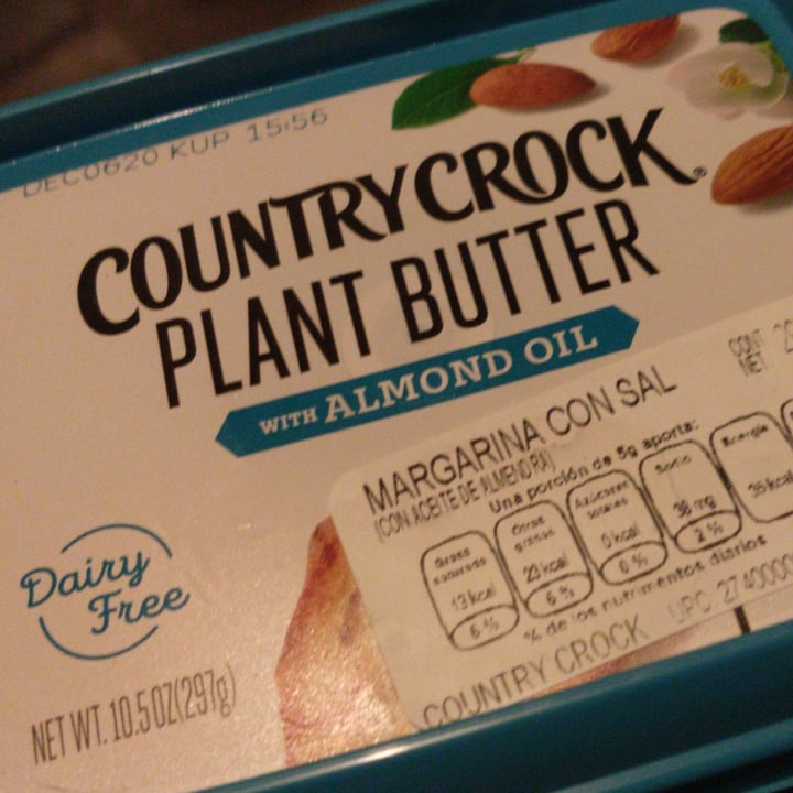 photo of CountryCrock Plant Butter with Almond Oil shared by @gortiz86 on  18 Jul 2020 - review