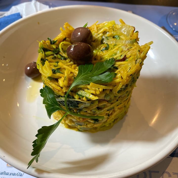 review photo of Bacalhau na Vila Puerros A Brás shared by @esti8 on 13 Mar 2022 - review