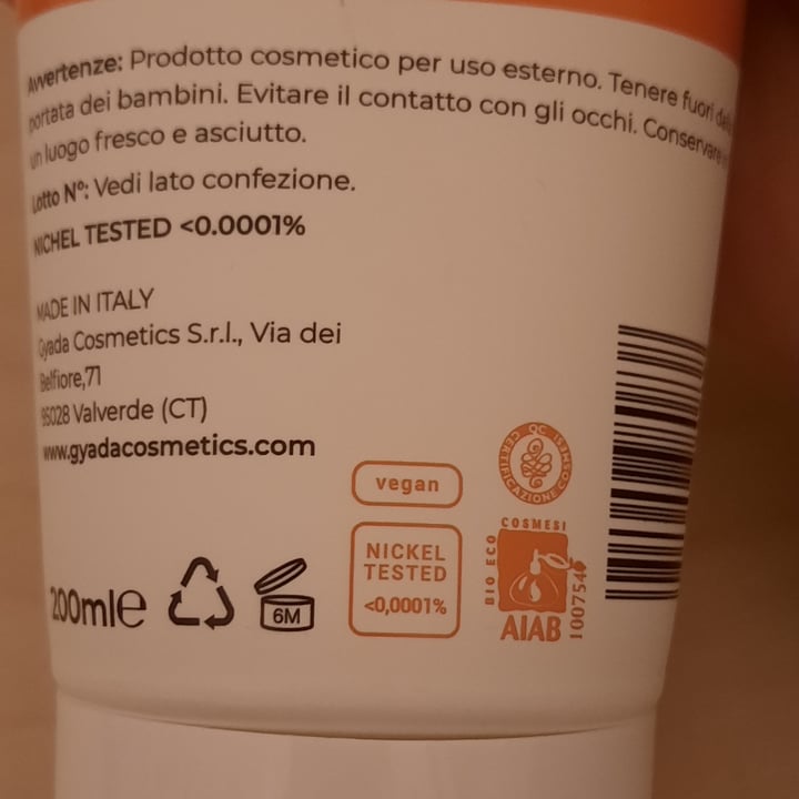 photo of Gyada Cosmetics Maschera capelli illuminante rivitalizzante shared by @beax on  12 Apr 2022 - review