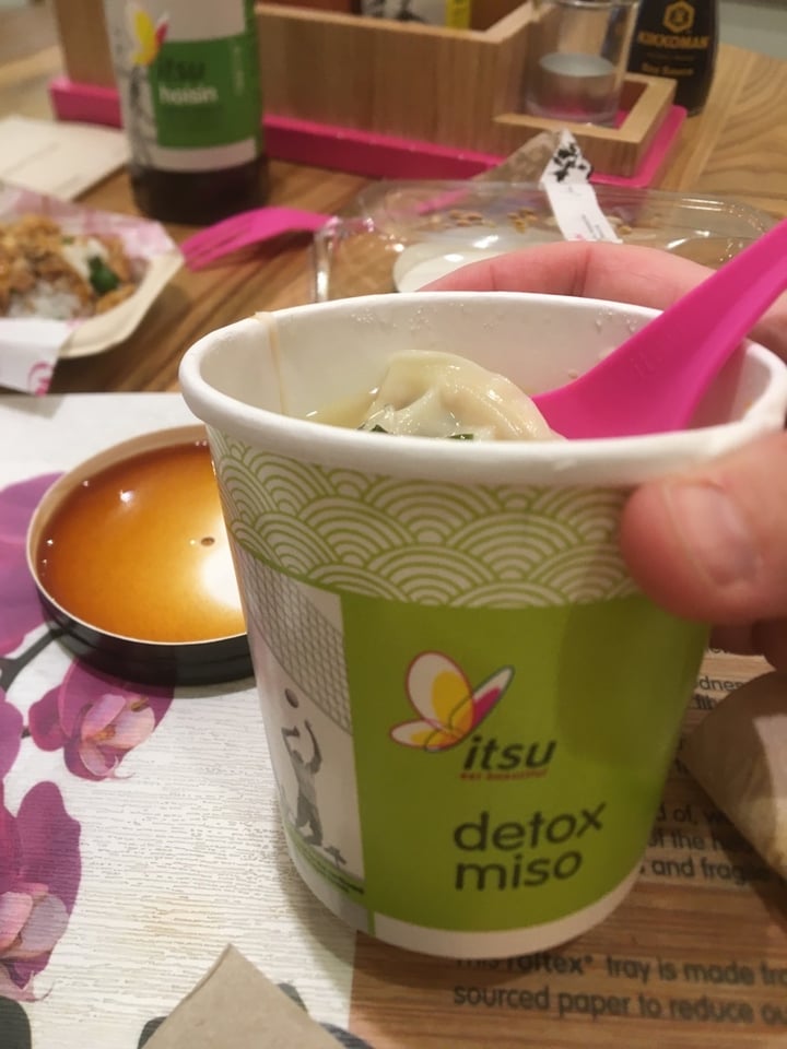 review photo of itsu Detox Miso Noodle Soup shared by @hollydylan on 04 Feb 2020 - review