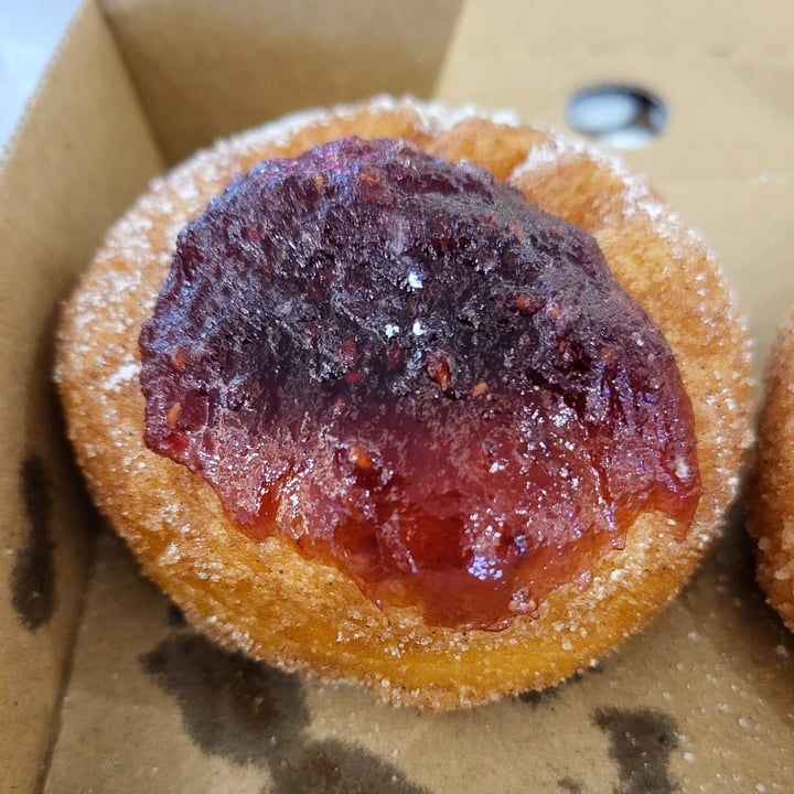 photo of Happy Dough Jam Donut shared by @melindas on  17 Jan 2022 - review