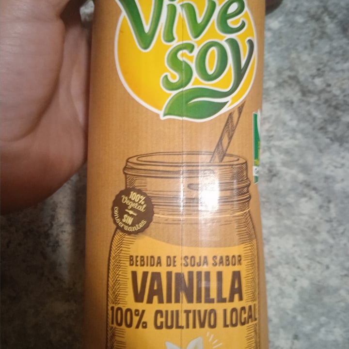 photo of ViveSoy Bebida de soja vainilla shared by @lauraroman on  30 Dec 2021 - review