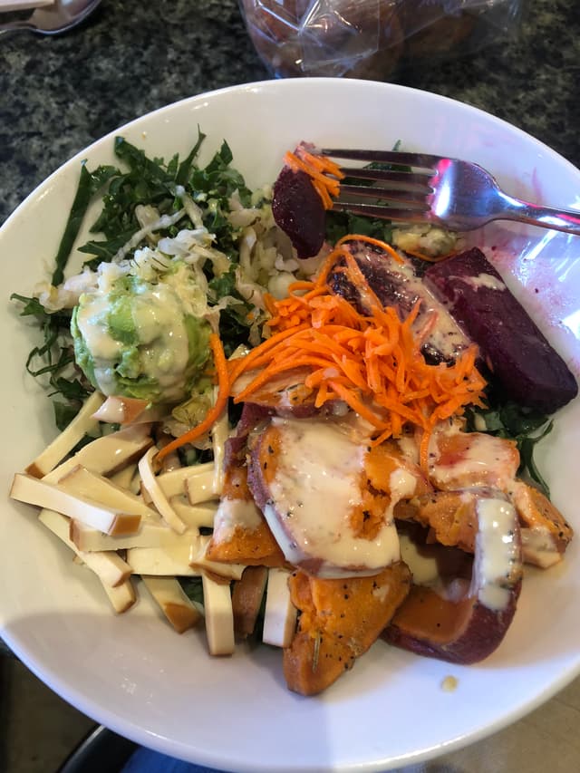Photo of the dish “The Dragon Bowl.”