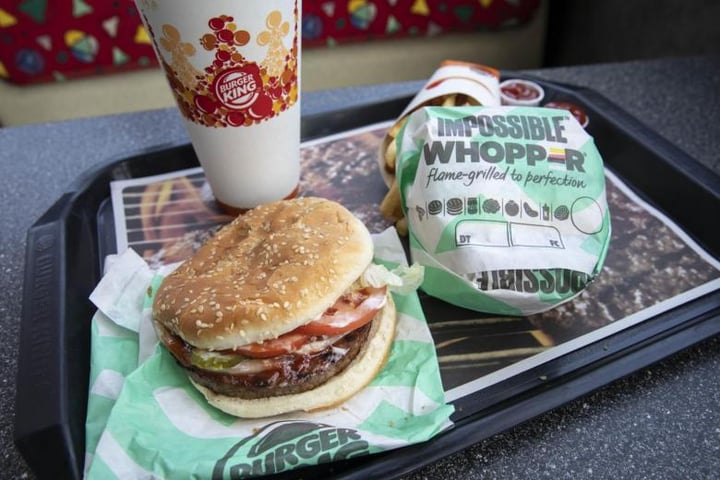 photo of Burger King Plant Based Whooper shared by @veganlove5774 on  23 Feb 2022 - review