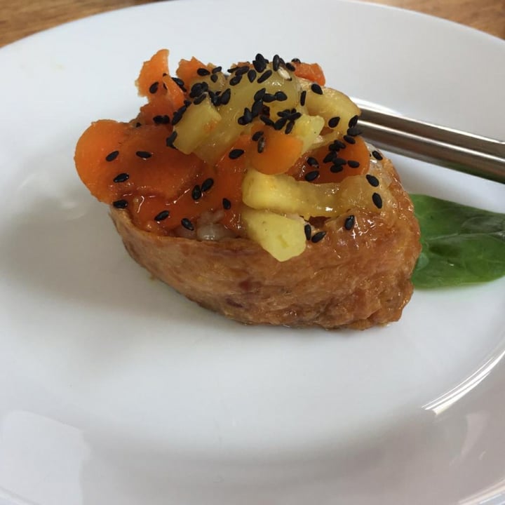 photo of Vegan Yes Shoreditch Inari shared by @saragomz on  03 Jul 2021 - review