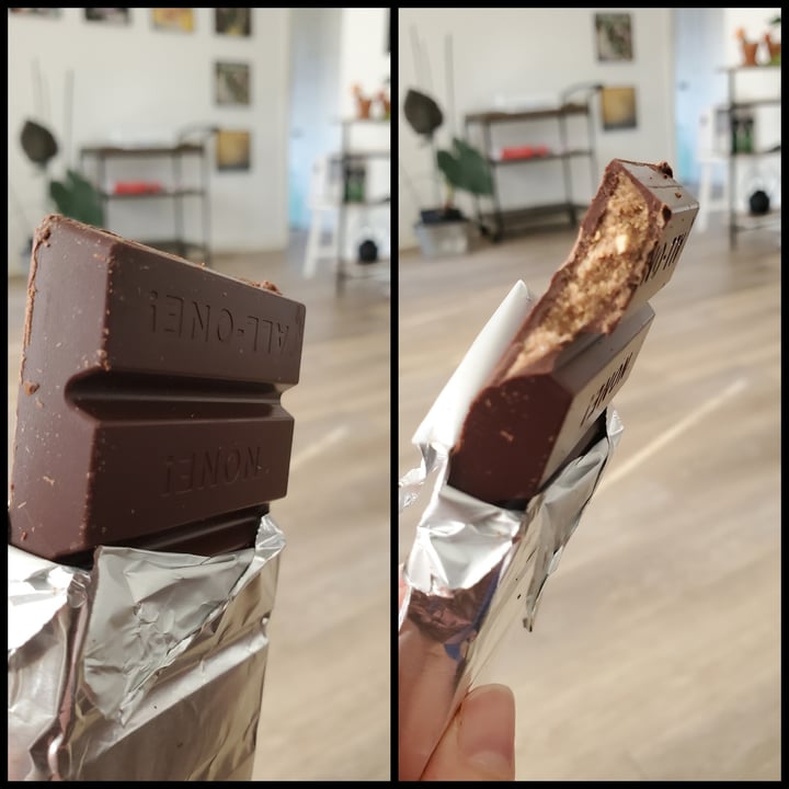 photo of Dr. Bronner's Salted Almond Butter Magic All One Chocolate shared by @emilypaulsen on  28 Oct 2021 - review