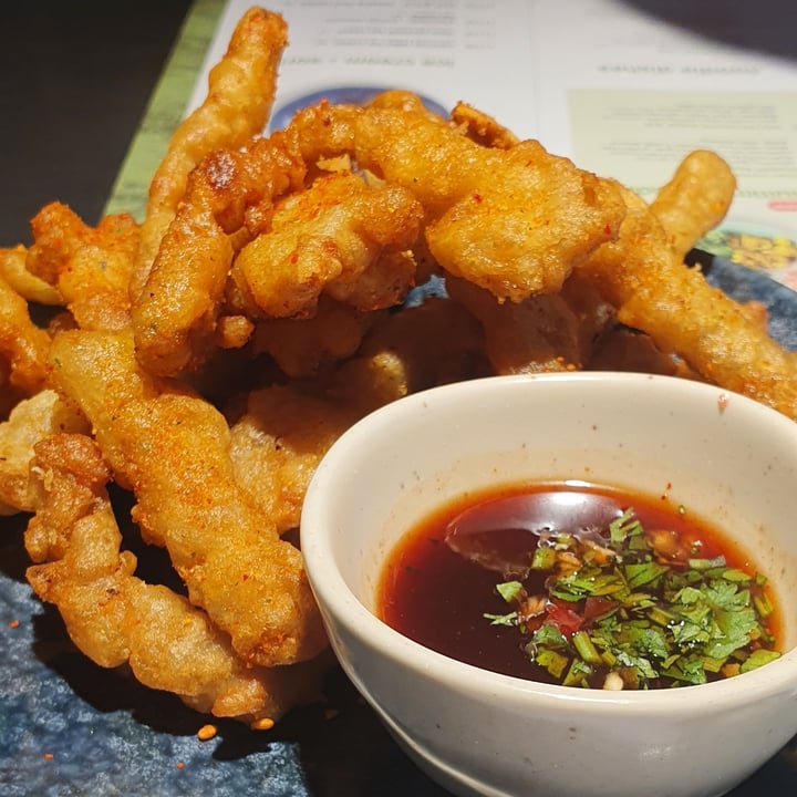 photo of Wagamama Leicester Vegan Chilli ‘Squid’ shared by @vix3n on  14 Oct 2021 - review