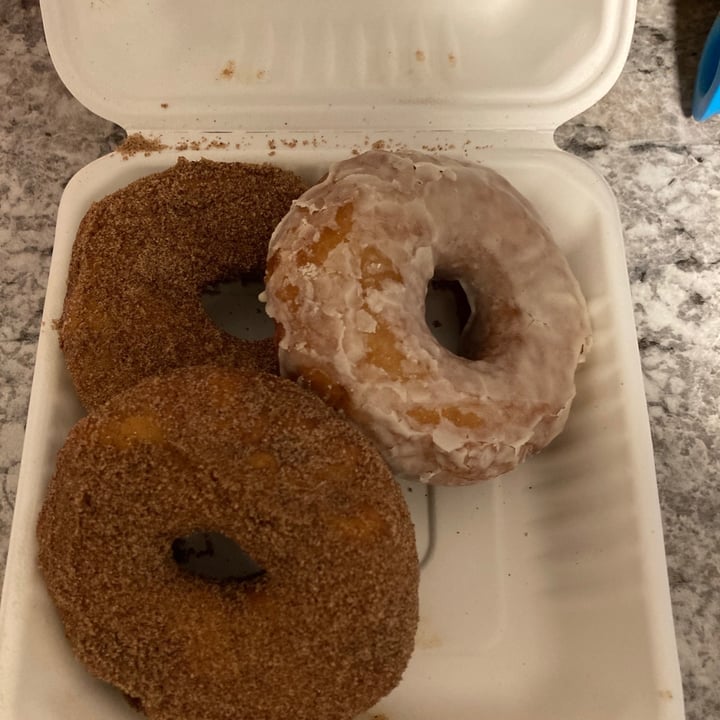 photo of Fern Cafe and Bakery Carnival Donut shared by @cuttlefish on  19 Aug 2021 - review