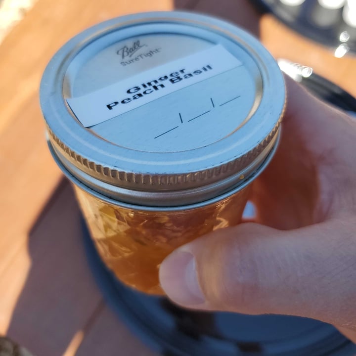 photo of Vegan By Dani Ginger Peach Basil Jam shared by @naokim21 on  13 Mar 2021 - review