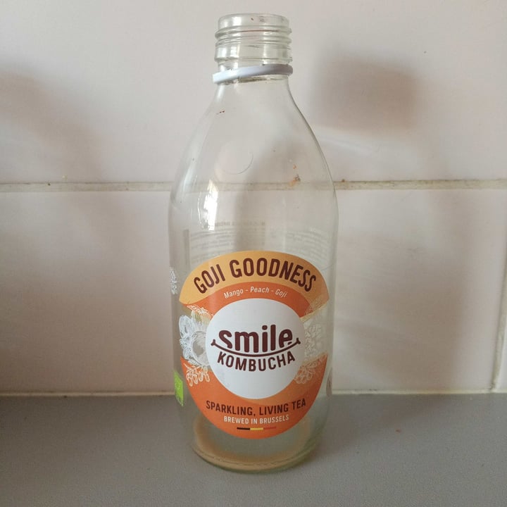 photo of Smile Kombucha Kombucha Drink shared by @juliaavi on  01 Sep 2022 - review