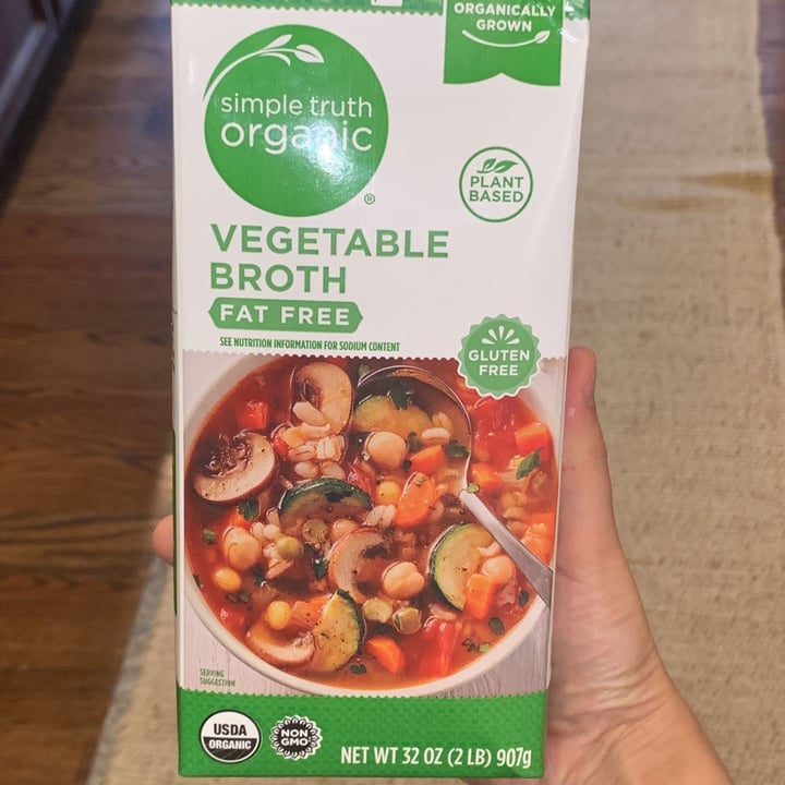 photo of Simple Truth Vegetable Broth shared by @angelicafanara on  12 Mar 2022 - review