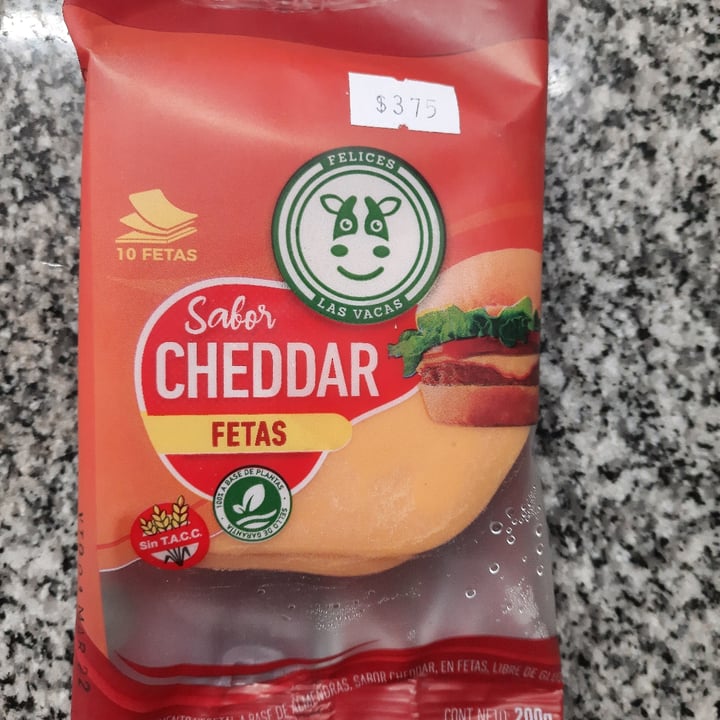 photo of Felices Las Vacas Queso Cheddar en Fetas shared by @vegaly on  21 Nov 2021 - review