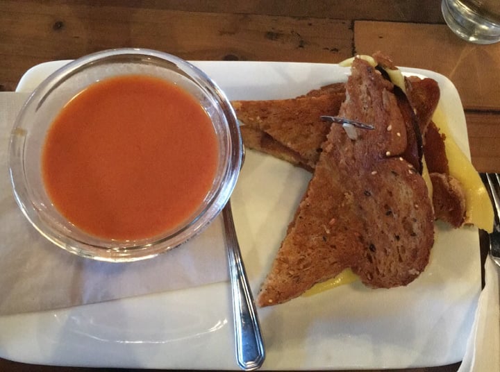 photo of Trio Plant-based Ham and cheese shared by @katiewink on  23 Oct 2018 - review