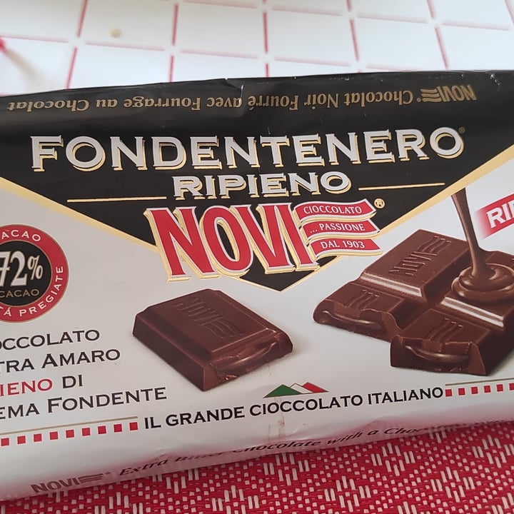 review photo of Novi Cioccolato extra amaro ripieno di crema fondente shared by @cocca90 on 13 Apr 2022 - review