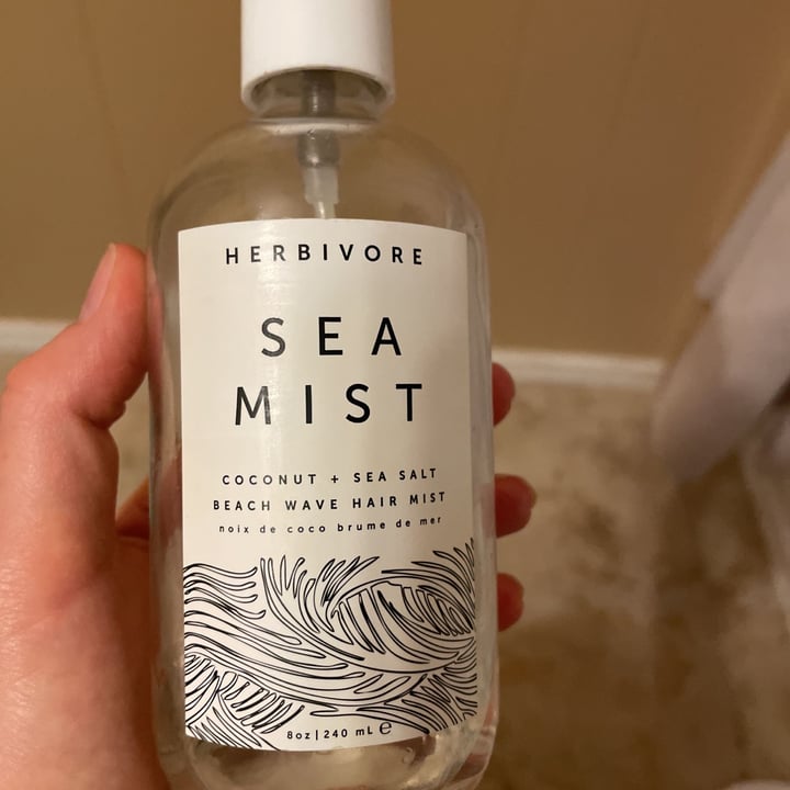 review photo of Herbivore Botanicals Sea Mist shared by @caresseselk on 29 Jun 2021 - review