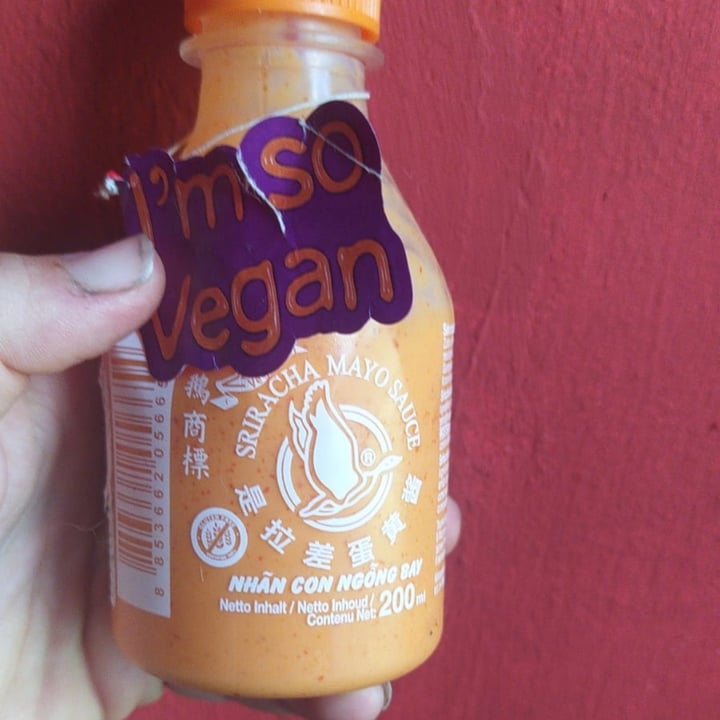 photo of Nhan con ngong bay Sriracha mayo sauce shared by @loreh on  14 Jun 2022 - review