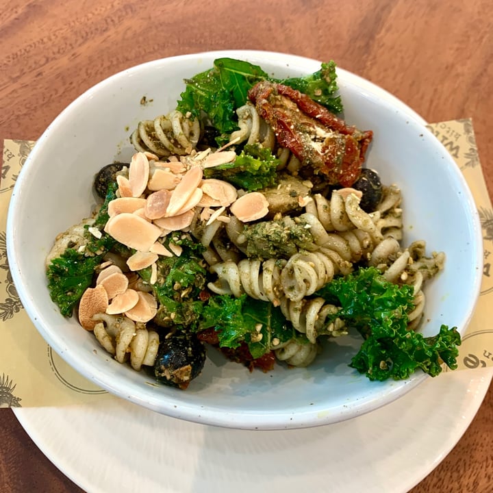 photo of The Whole Kitchen Kale Pesto Pasta Salad shared by @claudben on  28 Nov 2021 - review