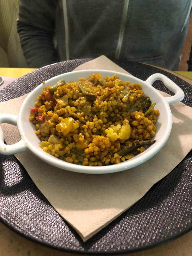 Photo of the dish “Paella de trigo de saraceno con alcachofas”