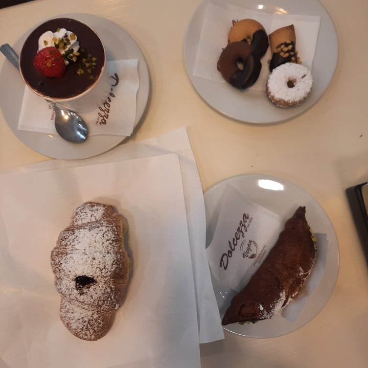 photo of Bar Dolcezza di Cuscunà Temistocle Cannoli shared by @marypc on  20 Oct 2021 - review