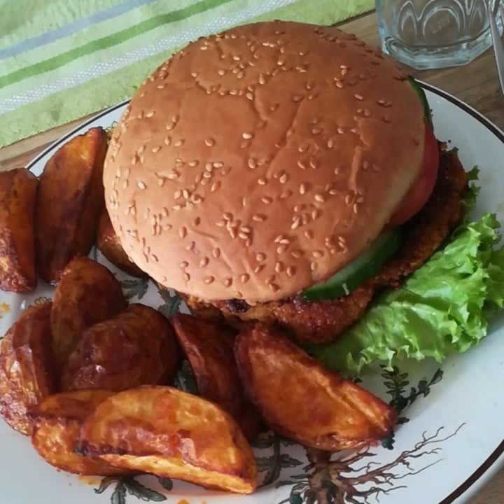 review photo of enerBio Rote Linsen Burger shared by @viktoria139 on 02 Sep 2020 - review