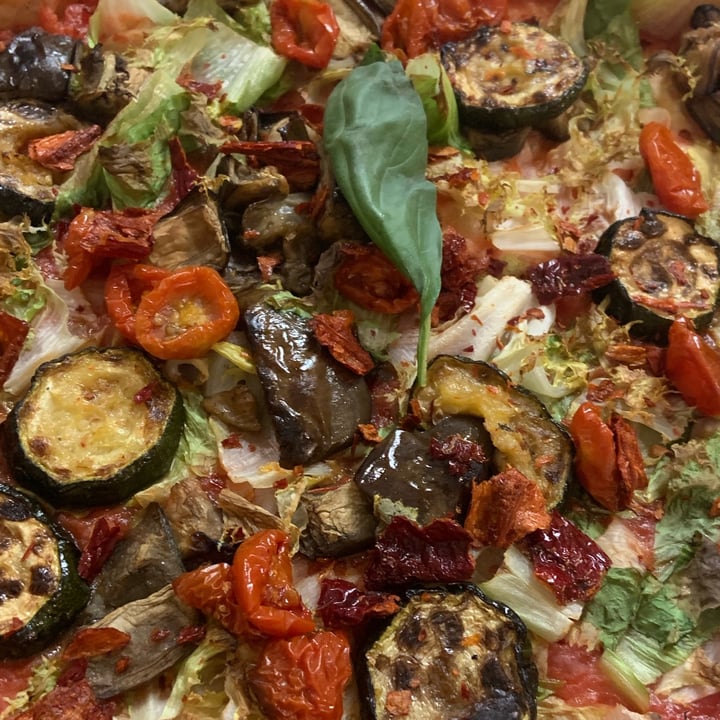 photo of Sazi e Sani Pizzeria Ortosana senza Mozzarella shared by @gaiasct on  25 May 2022 - review