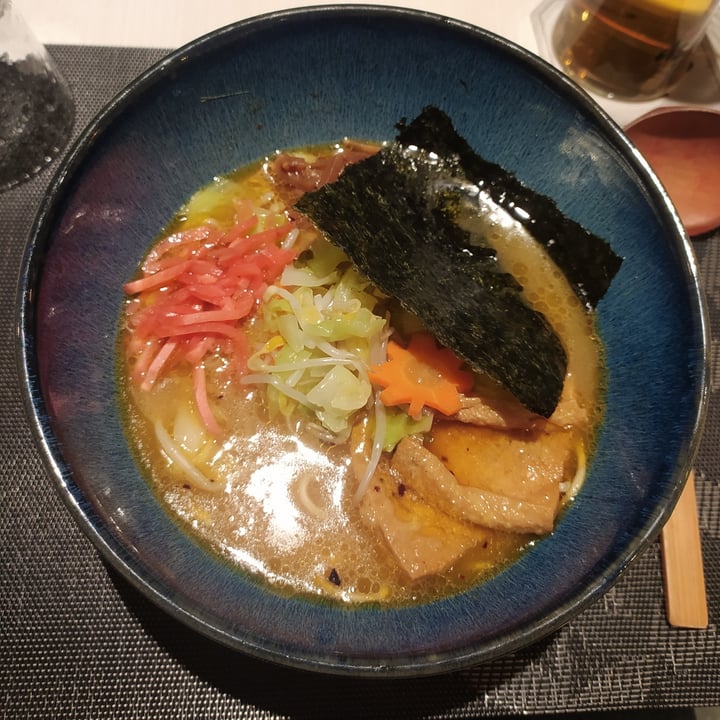 photo of Yoshi Ramen Jiro Curry Ramen shared by @elemmiao on  13 Mar 2022 - review