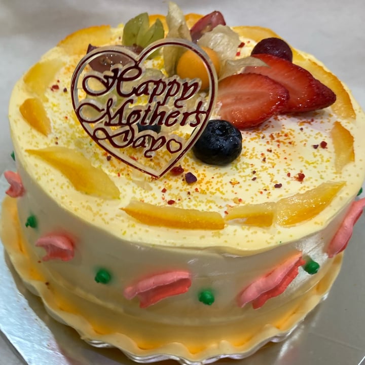photo of M Bakery Yuzu Cake shared by @glitteryunicorn on  13 May 2022 - review