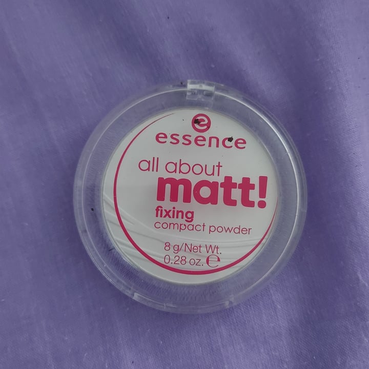 photo of Essence Cosmetics All About silky matt! Fixing Compact Powder shared by @roberta38 on  29 May 2021 - review