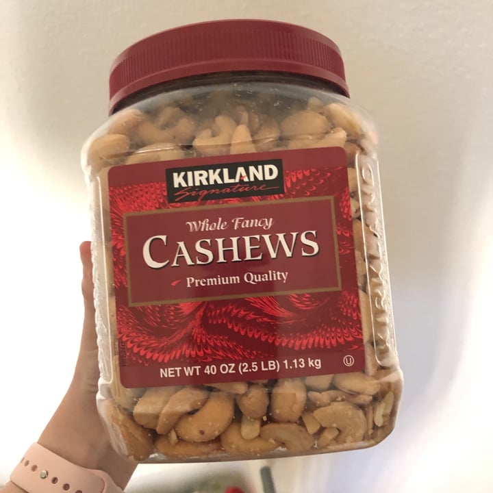 review photo of Kirkland Signature Cashews Salted shared by @cynthia2207 on 15 Aug 2020 - review