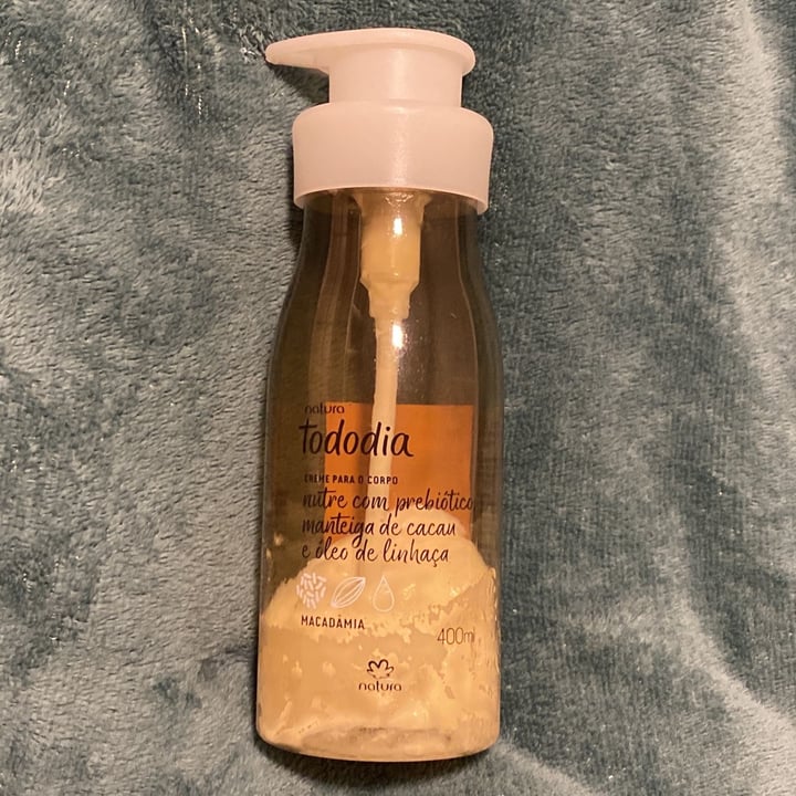 review photo of Natura Creme para o corpo macadâmia shared by @isacaste on 22 Mar 2022 - review