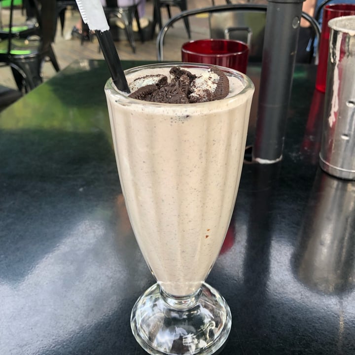 photo of Veggie Galaxy Oreo frappe shared by @catsarekids2 on  19 May 2022 - review