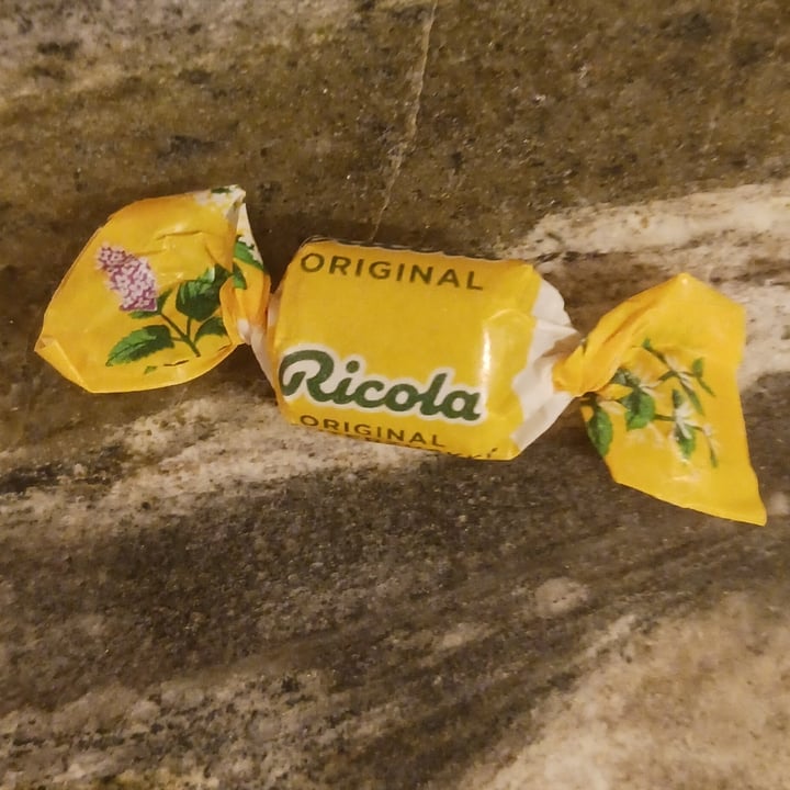 photo of Ricola The Original Natural Herb Cough Drops shared by @heartartichokehearts on  17 Dec 2022 - review