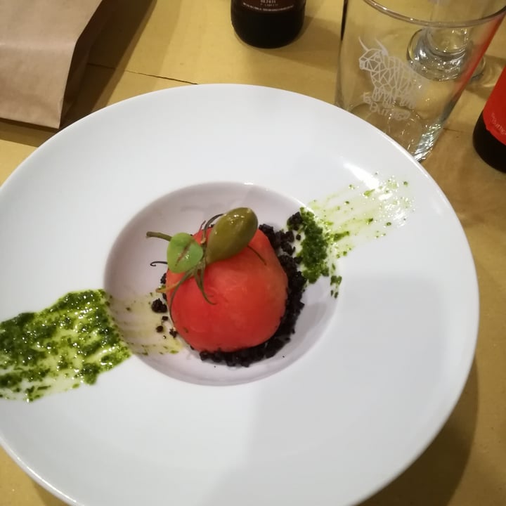photo of Lo Fai Scrigno di pomodoro ripieno di olive con salsa al prezzemolo shared by @lauraemarco on  18 Sep 2022 - review