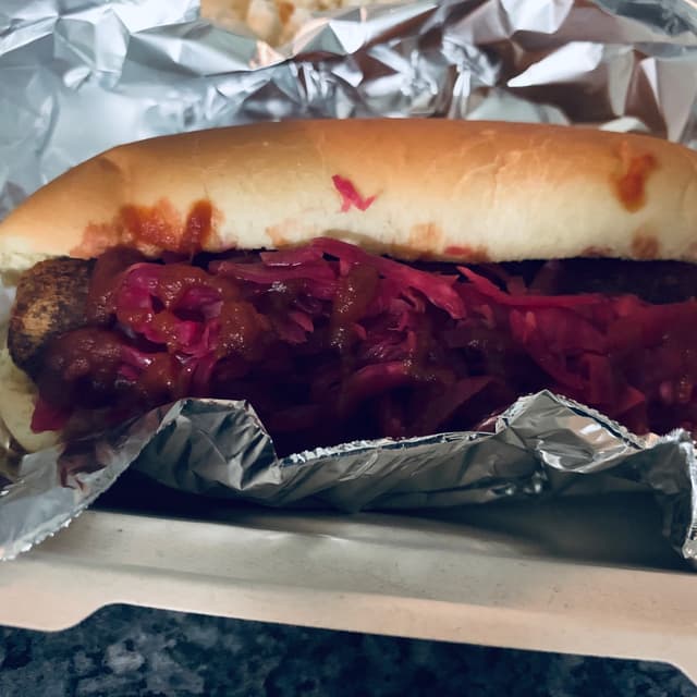 菜肴“Beyond Dog”的照片