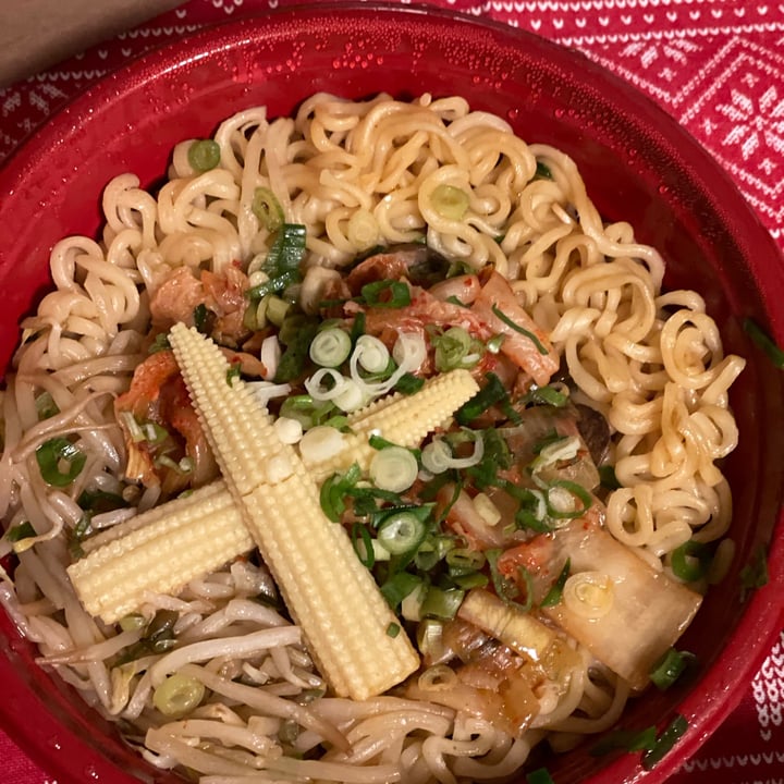 photo of De Patchka Spicy Kimchi Ramen shared by @bya on  29 Dec 2020 - review