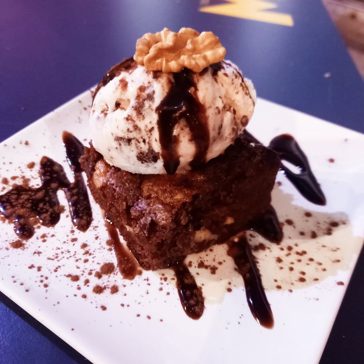 photo of Sa Capça -vegan bar- Brownie de chocolate shared by @c1audia on  31 Aug 2021 - review