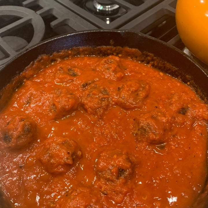 photo of Beyond Meat Beyond Meatballs shared by @robrob on  14 Dec 2021 - review