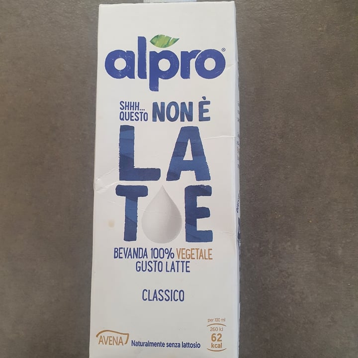 review photo of Alpro Shhh...Questo Non è Latte (CLASSICO) shared by @elenapuppy77 on 31 Aug 2022 - review