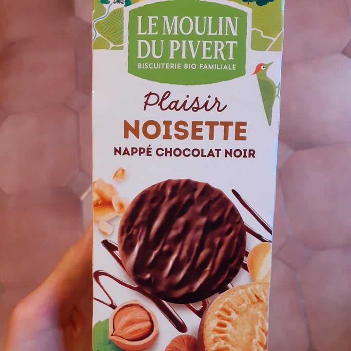 photo of Le Moulin Du Pivert Plaisir noisette chocolat noir shared by @arip30 on  04 Dec 2022 - review