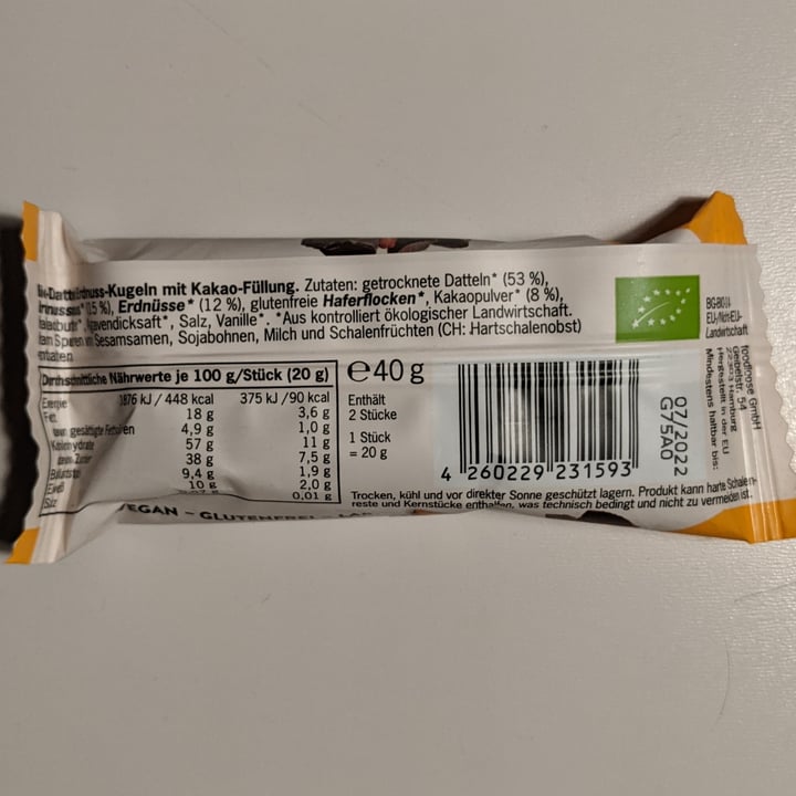 photo of Foodloose Peanut Butter Bites Cremige Erdnussmus shared by @esclaire on  12 Jan 2022 - review