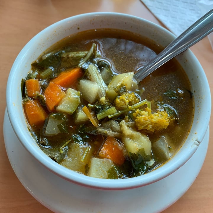 photo of Vegetariano Sopa de verduras shared by @shakitz on  11 Dec 2021 - review