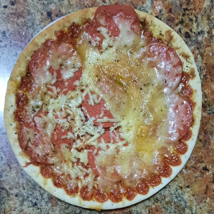 photo of Vemondo Vegan Stonebaked Pizza Salami Style shared by @amorxlosanimales on  08 Mar 2022 - review