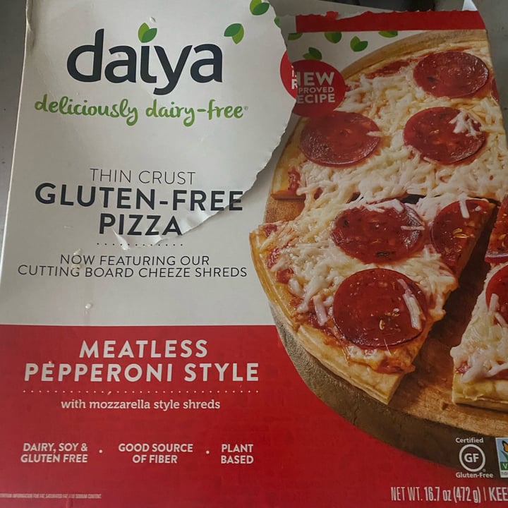 photo of Daiya Meatless Pepperoni Style Pizza shared by @soylentglenn on  11 May 2022 - review