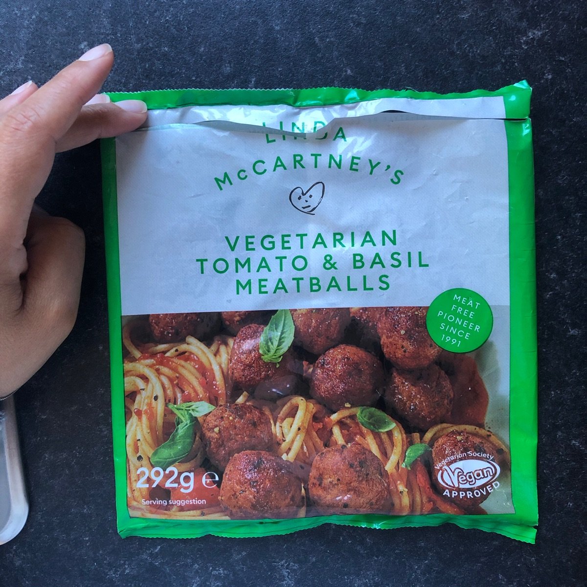 Linda McCartney's Vegetarian Tomato & Basil Meatballs Reviews abillion