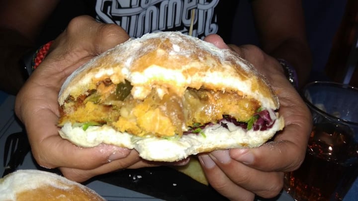 photo of Oishii Burgers & Cocktails La Orotava Hamburguesa Veggie shared by @nico34apache on  04 Dec 2019 - review