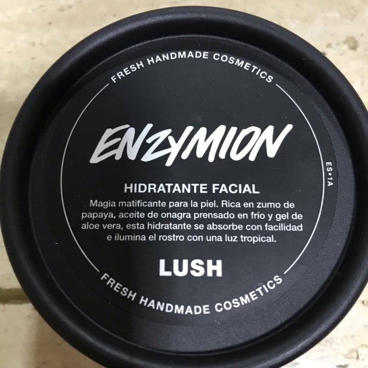 photo of LUSH Fresh Handmade Cosmetics Enzymion shared by @anadb on  03 Oct 2021 - review