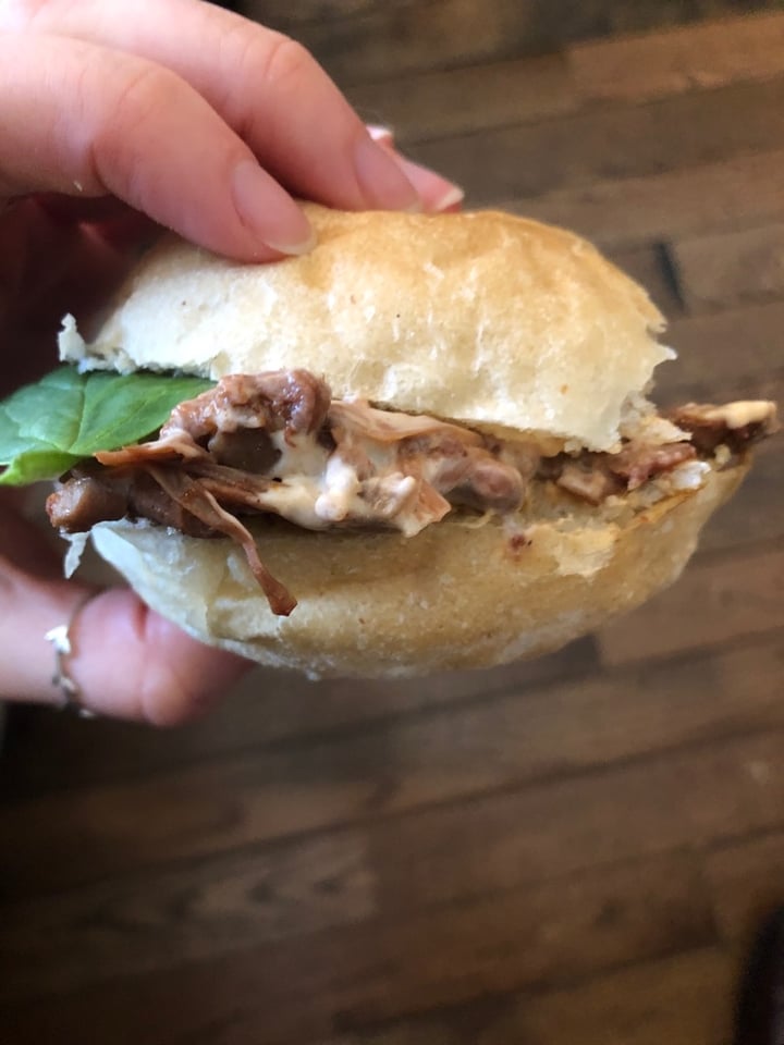 photo of Animal Liberation Kitchen Jackfruit burger shared by @jtt on  21 Feb 2020 - review